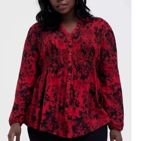 Torrid Babydoll Twill Smocked Button Front V-neck long sleeve Red Floral Tunic - Picture 2 of 16